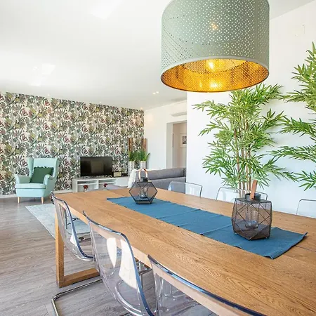 Apartament T3 Aleluia *